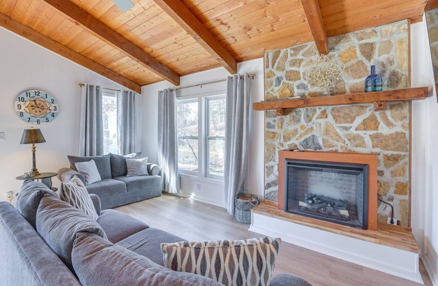 Waterfront Shelby Home w/ Fireplace & Scenic Decks