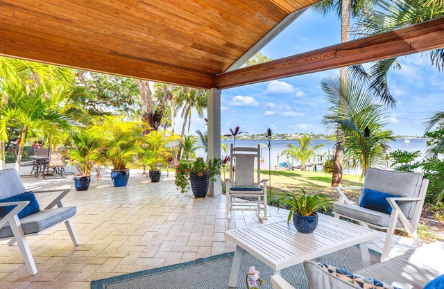 Waterfront Stuart Oasis w/ Hot Tub & Dock!