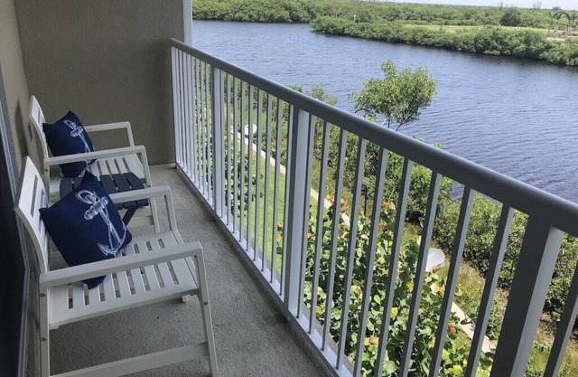 ★ escapade côtière ★ 4 balcons ★ accès à une plage privée - lotissement en front de mer de 2BR