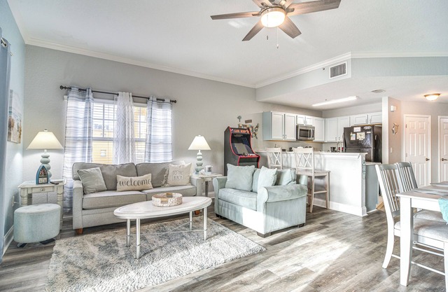 Waterfront Treasure Island Condo w/ Arcade