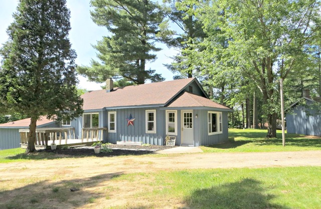 Location de vacances récemment rénovée à Three Lakes!