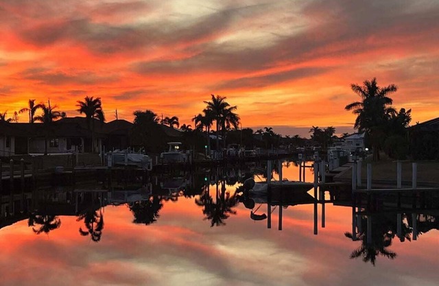 Waterfront Villa Close To Downtown And Harbor
