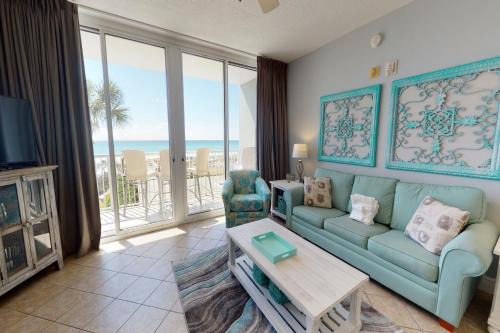 Waters Edge 215