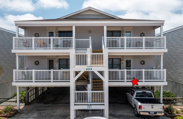 "Waters Edge 433-D" - Oceanfront Condo w/ Community Pool, 2 Bedrooms / 2 Bathrooms
