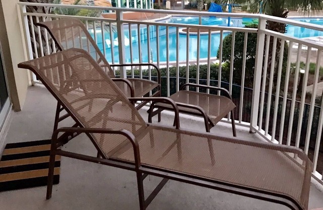 NOUVELLE LISTE! Waterscape B210 REMODEL COMPLET! OCEAN & POOL VIEW, LAZY RIVER