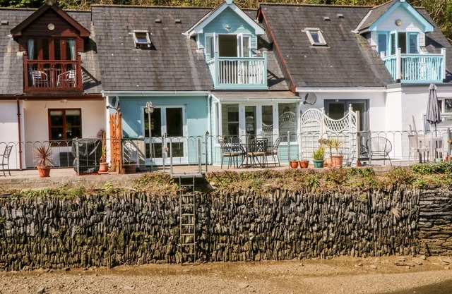 WATERSIDE RURAL, les animaux de compagnie à Little Petherick, Réf 14509