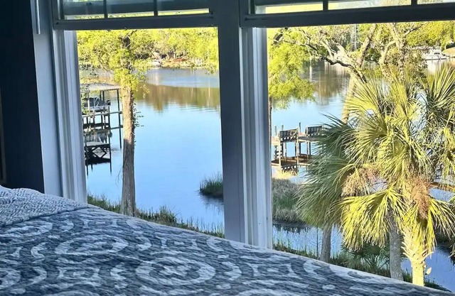 Waterview Beautiful Town House