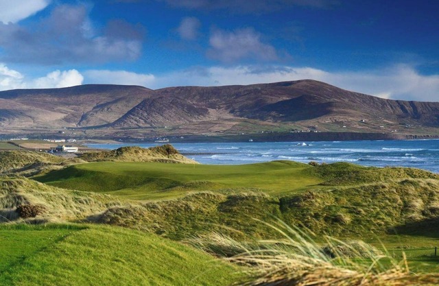 Waterville Luxury: 4BR Retreat Steps from Beach, Golf & Scenic Views