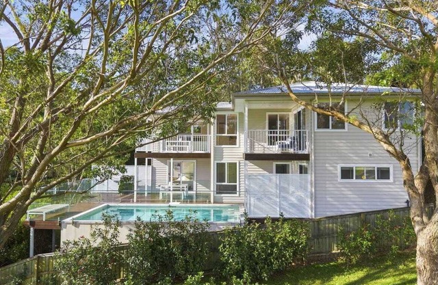 Eagleheart Retreat - Coastal House with rural views