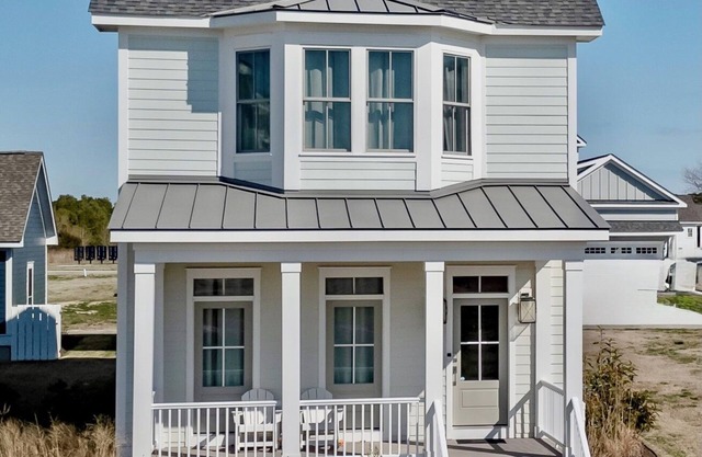 Wave Haven @ Cape Charles, a new house near a private beach & nature preserve.