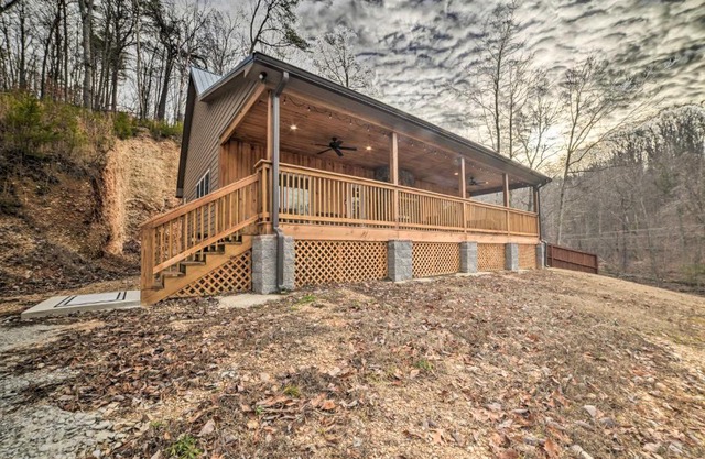 Waverly Cabin, Close to Kentucky Lake Access!