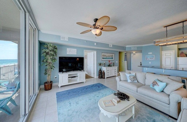 Beautiful 2nd floor @Tidewater! Book Summer 2025!
