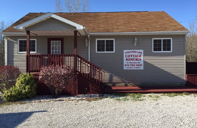 Location de chalet hebdomadaire au lac Pymatuning! À côté de la glace Yorkies !!