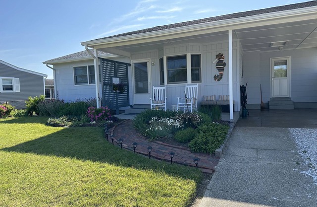 Welcome to Adria Bayside Cottage