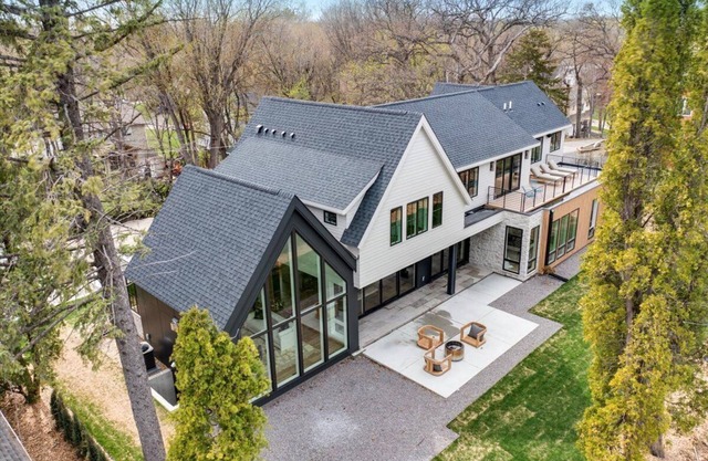Welcome to LakeHus - Luxury Urban Lake Home on coveted Lake Minnewashta