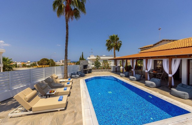 Villa de 5 chambres à Cape Greko