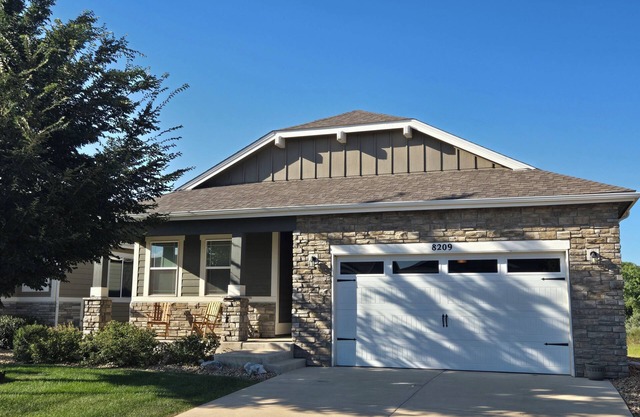 Welcome to our beautiful 3 bedroom Northwest greeley home minutes from Windsor.