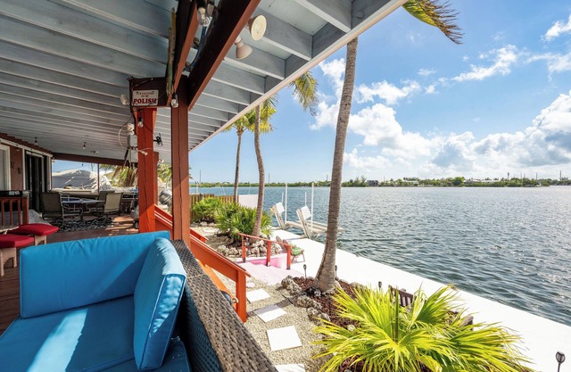 Welcome to Seaside Serenity
