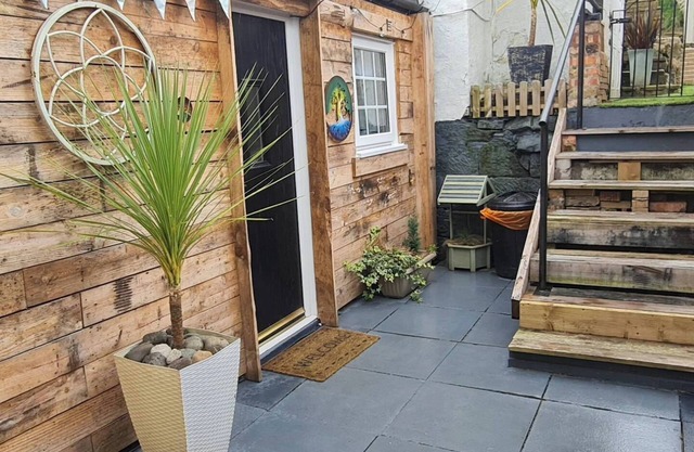 Welcome to Sea Quinn Views Annex... Coastal Charm at Your Doorstep