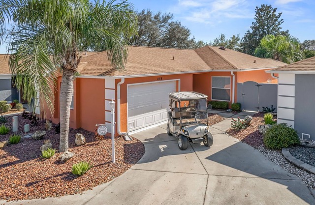 Bienvenue à Tee Off Villa - Belle 2 chambres / 2 salles de bain sur le terrain de golf w / Cart & Hot