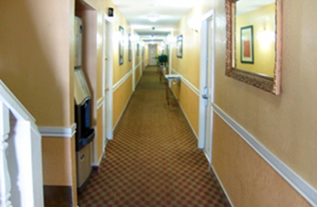 Bienvenue dans la chambre double Holland Inn Suites