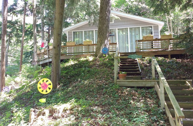 Bienvenue au lac - Cozy, Cottage Hilltop Wooded Lake Michigan - Réservez maintenant !!