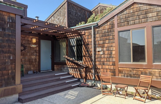 Welcome to The Sandpiper! / 166 MDW