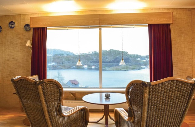 7 chambres hébergement à Finnås
