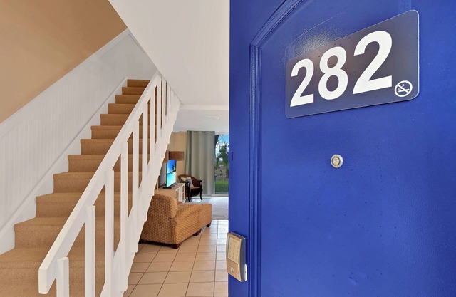 Welcome to Villa 282 - ShipWatch Retreat!