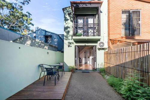 Welcome to Waterloo - A Well-connected Parkside Stay