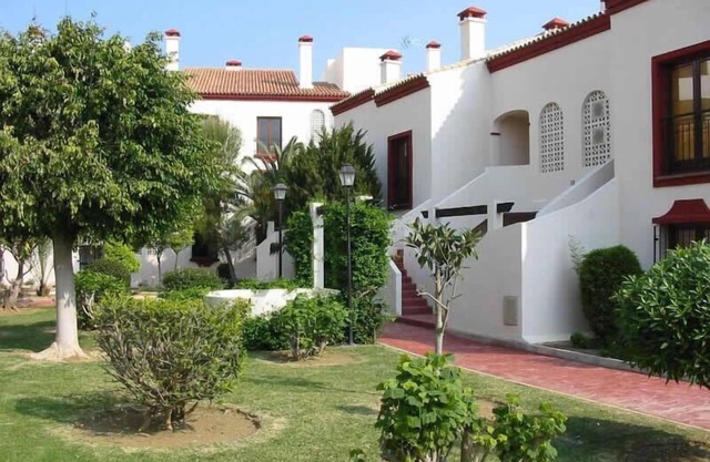 Eh bien Nommé 2 chambres, 2 salle de bains appartement à la Pool Area