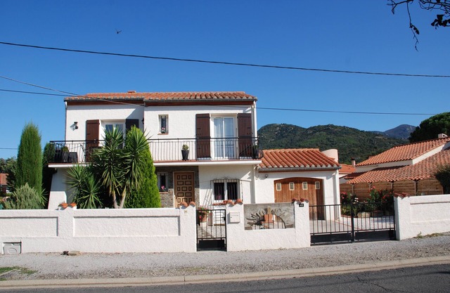 Appartement bien aménagé au rez-de-chaussée dans une villa individuelle, pour 2/4 personnes, Cl. 3⭐️⭐️⭐️