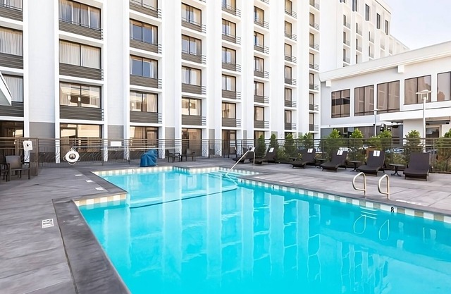 Well-Decorated Lodgings! 4 Convenient Units Near Happy Hollow Park and Zoo!