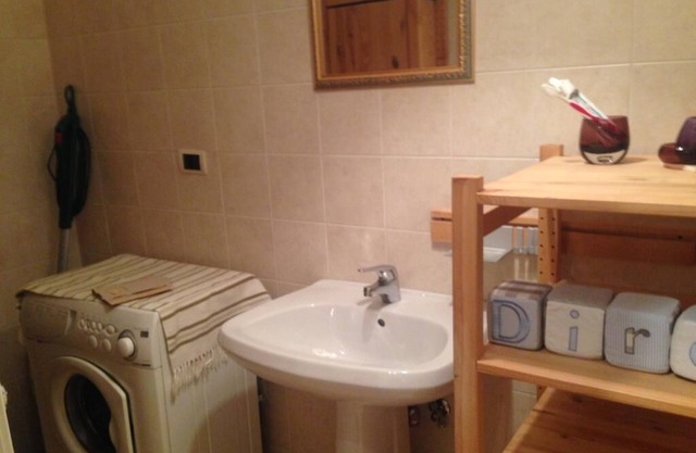 Well-furnished apartment near the center and the waterfront
