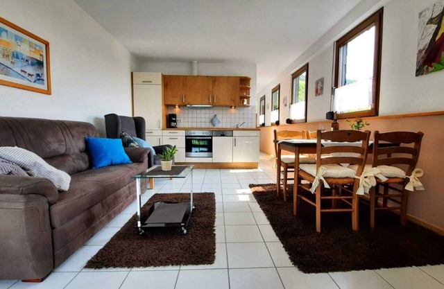 Maison de vacances soignée au milieu des vignes, appartement 2, courtes vacances sur demande