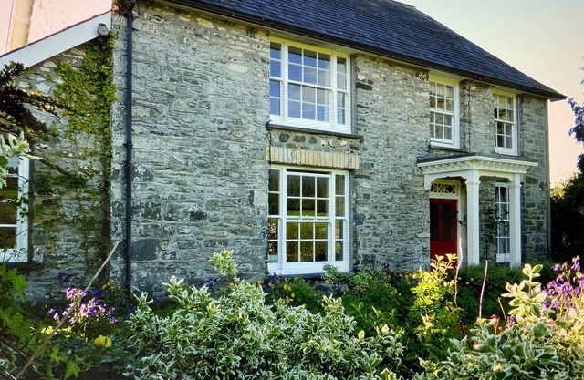 Welsh Family Farmhouse - Games Room, Picnic/BBQ, Paddock