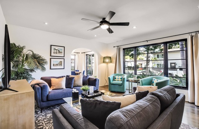 West Beach - propriété incroyable, profitez de l'extérieur, à moins de 2 pâtés de maisons de tout!
