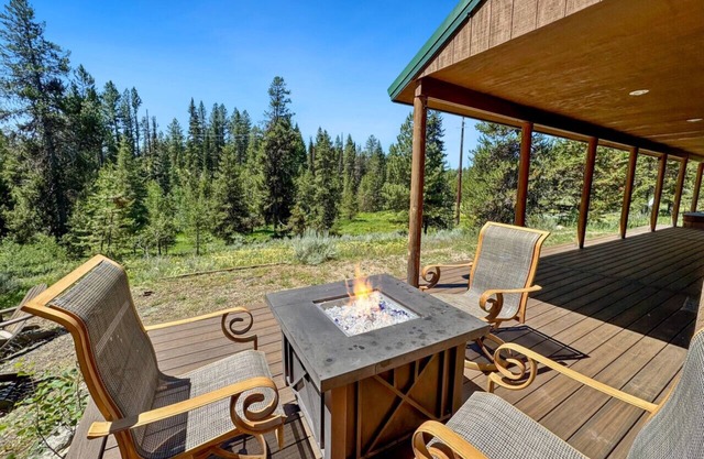 West McCall Cabin with Hot Tub