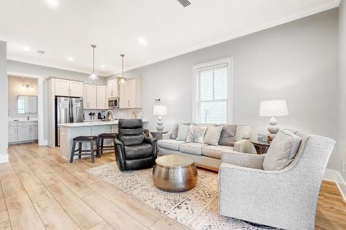 West Side Cottage #Q - Coastal Casa