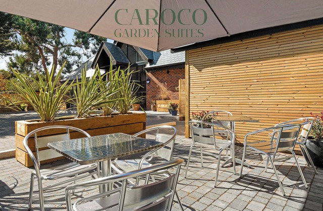 Westciti Caroco Aparthotel