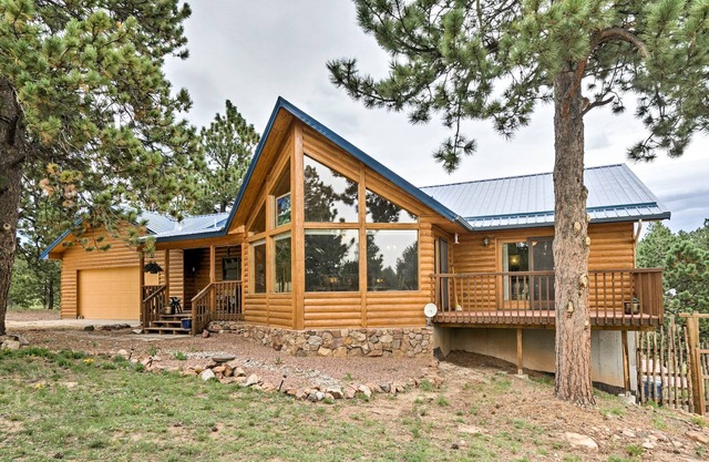 NOUVEAU! 5 acres Westcliffe Mtn Home w / pont-près des sentiers