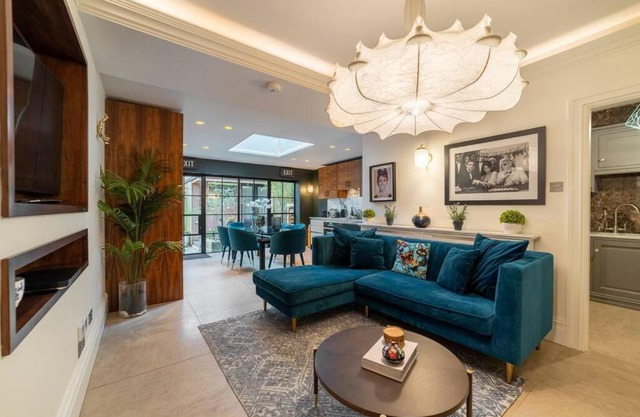 Westcourt by RMG Apartments