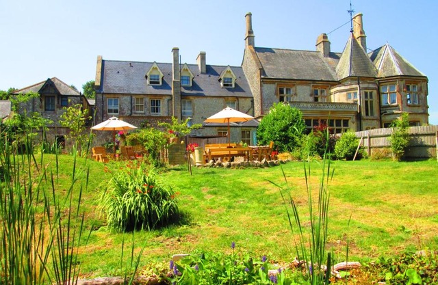 Weston Manor