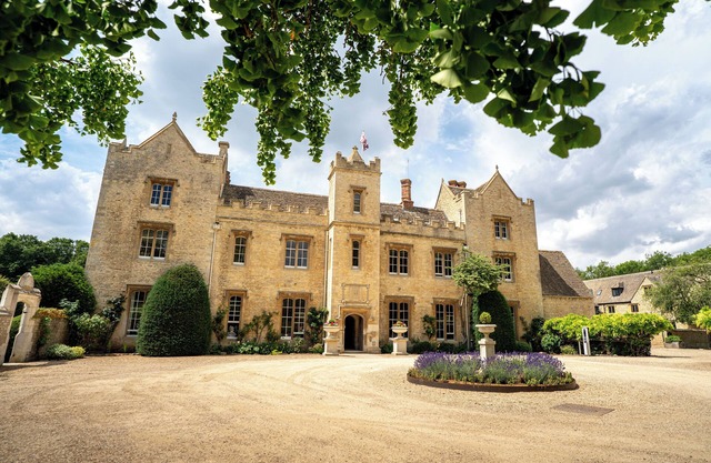 Weston Manor Hotel