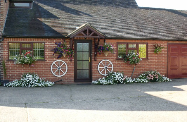 Westwing, YOXALL