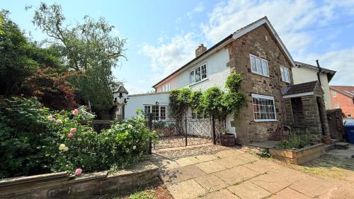 Wharfe Bank Cottage