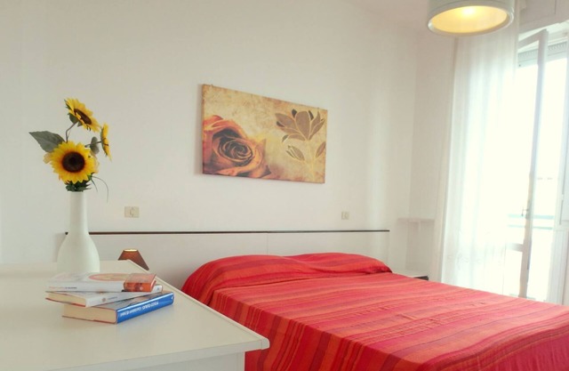 Quelle vue sur la mer !!! Belle appartement de trois pièces rénové