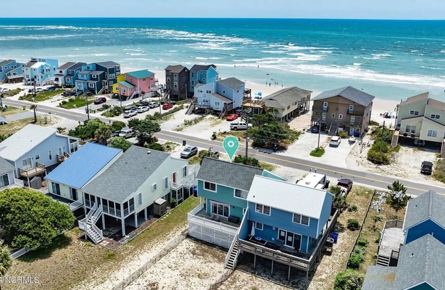 What a view! Cozy 3-BR, 2-bath in North Topsail Beach VRBO # 4229885