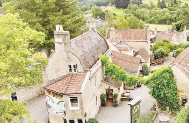 Wheelwrights Arms Country Inn & Pub