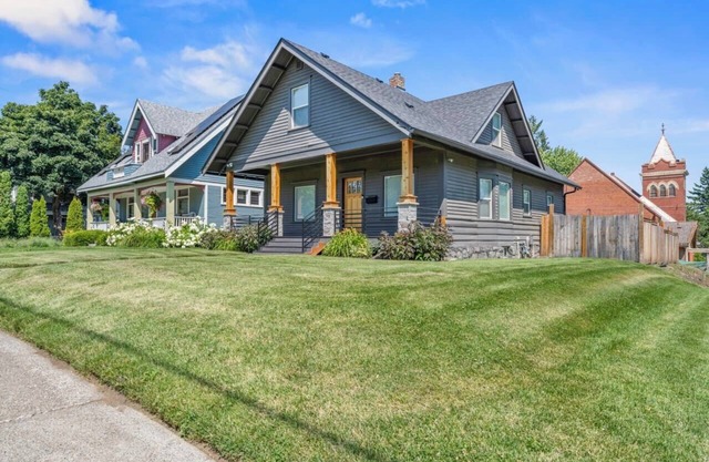 South Perry Dist, Fenced Yard & Hot tub